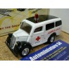 Ford E 83 W Ambulance YYM38060 Matchbox Collectibles