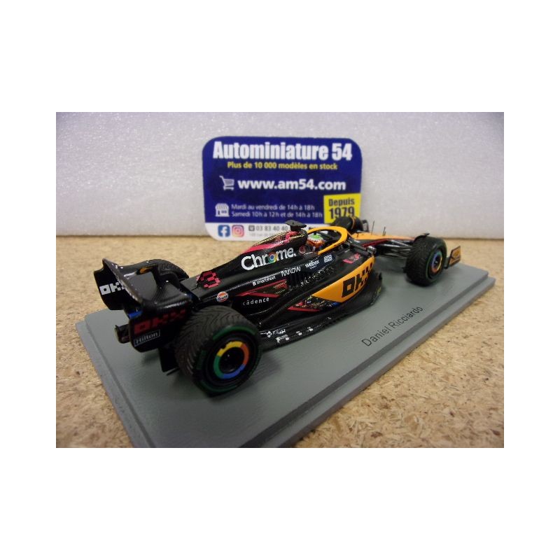 2022 McLaren MCL36 n°3 Daniel Ricciardo 5th Singapore GP S8559 Spark Model