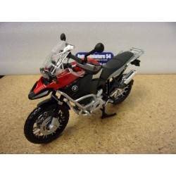 BMW R 1200 GS Red 1:12 31157 Maisto