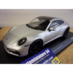 Porsche 911 - 992 Carrera 4...