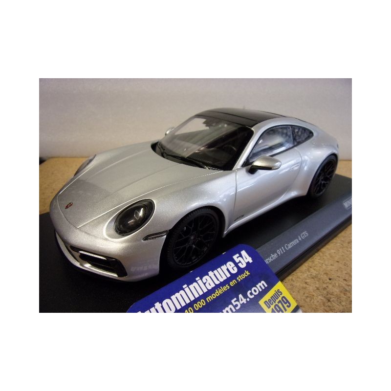 Porsche 911 - 992 Carrera 4 GTS Black 2020 155063104 Minichamps