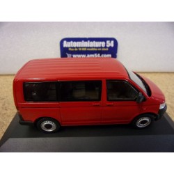 Volkswagen T5 Transporter Tdi red 2003 CLC564 Ixo Models