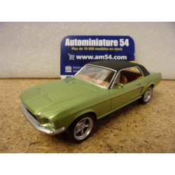 Ford Mustang Fastback green met. 1968 270585 Norev  Jet Car