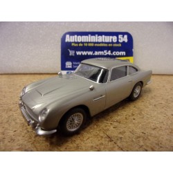 Aston Martin DB5 Silver...