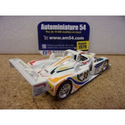 2001 Lola B2K Porsche n°38 Daytona SCLA07 Spark Model