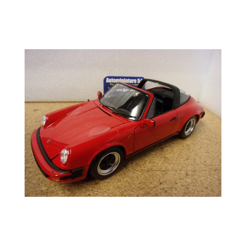 Porsche 911 Carrera 3.2 Targa red 1983 10006306 Minichamps