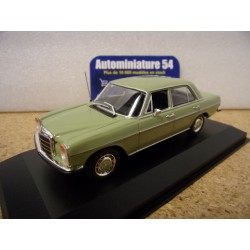 Mercedes Benz 200/8...