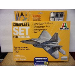 Set Maquette Lockheed Martin FA-22 Raptor n°72011 Italeri Maquette 1.72