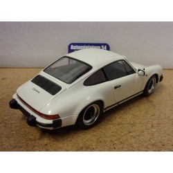 Porsche 911 Carrera 3.2 white 1983 100063024 Minichamps