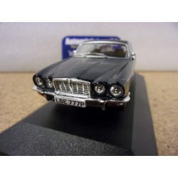 Jaguar XJ6 serie 2 4.2 Dark Blue VA13906 Corgi Vanguards