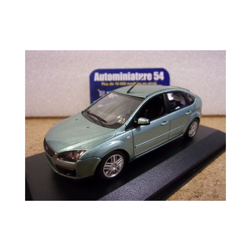 Ford Focus Dark Light Blue Met 940084000 MaXichamps