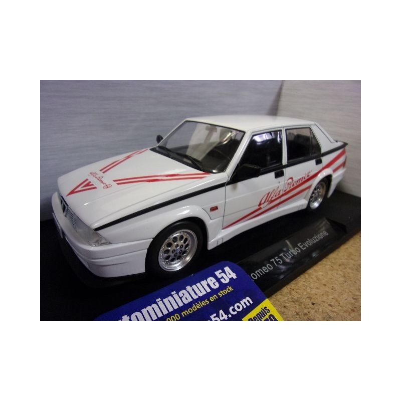 Alfa Roméo 75 Turbo Evoluzione White MCG18430ModelCarGroup