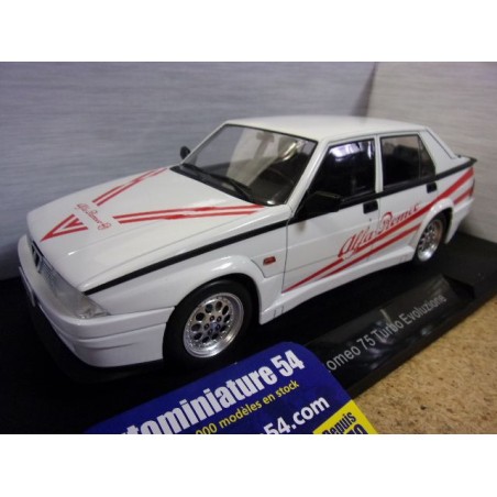 Alfa Roméo 75 Turbo Evoluzione White MCG18430ModelCarGroup