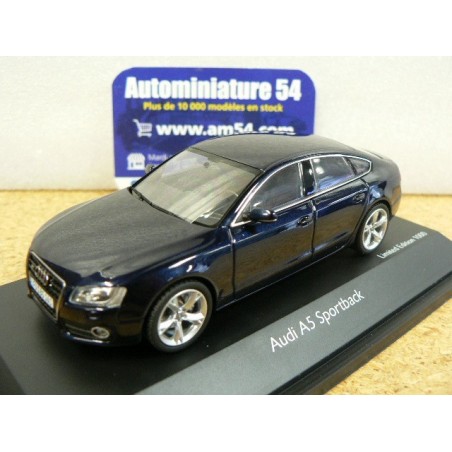 Audi A5 Sportback tiefseeblau 450738700 Schuco