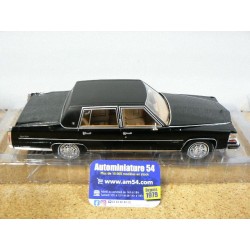 Cadillac Fleetwood Brougham black 18250 MCG